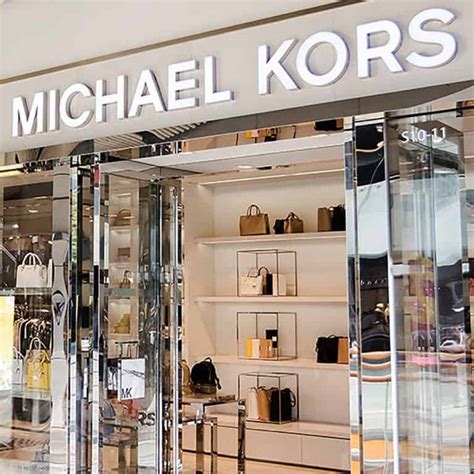 michael kors gift return policy|Michael Kors return policy defective.